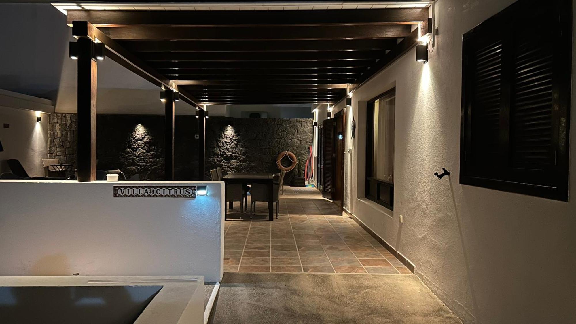 Villa Citrus - Playa Blanca, Private Heated Pool, Air Conditioner Exterior photo